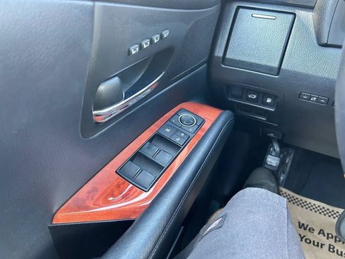 Used 2011 Lexus RX 350 2WD w/ Premium Pkg image 19