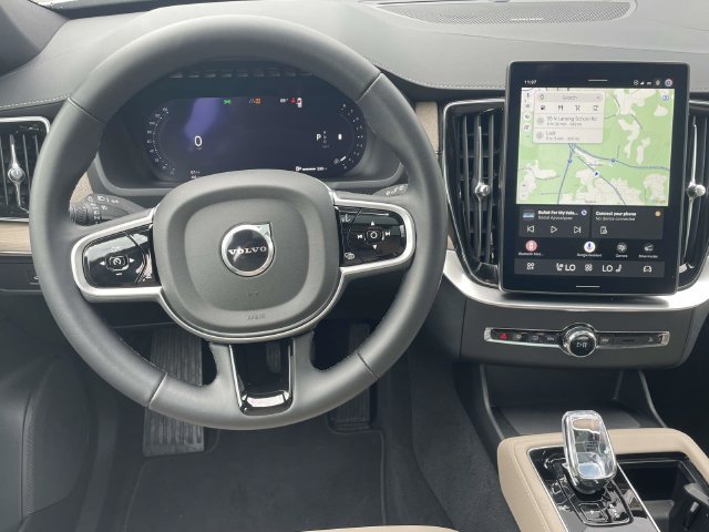 Used 2026 Volvo XC90 B6 Plus AWD/4WD image 16