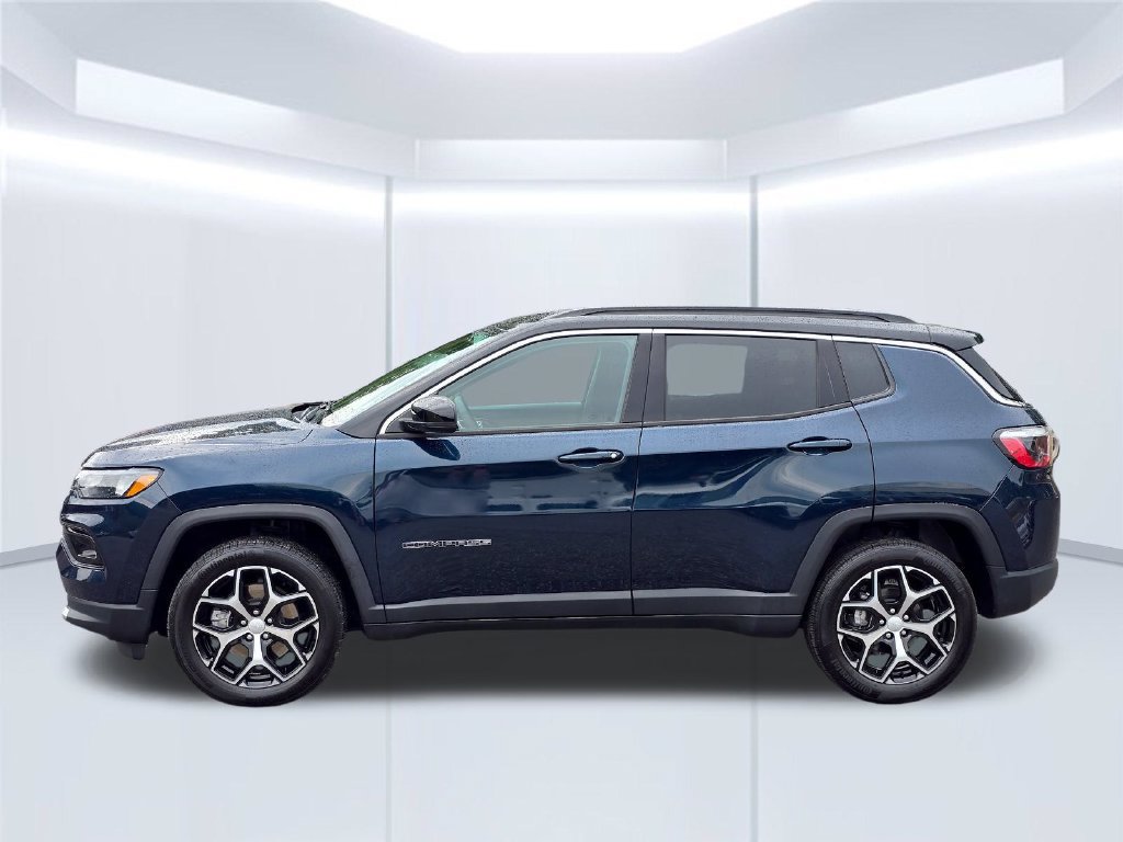 Used 2024 Jeep Compass Limited AWD/4WD image 15
