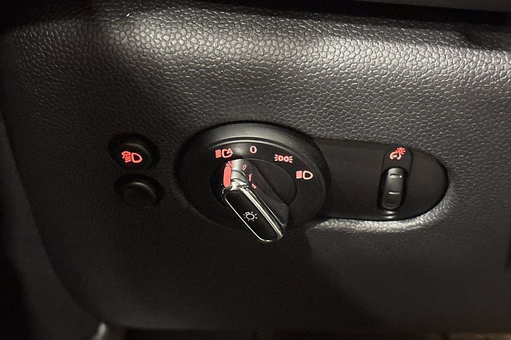 Used 2024 MINI Cooper S FWD image 32