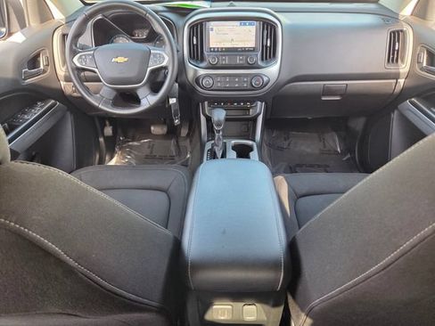 Used 2022 Chevrolet Colorado LT w/ Safety Package RWD image 13