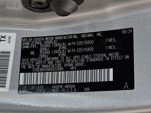 Used 2024 Toyota Highlander Platinum image 33