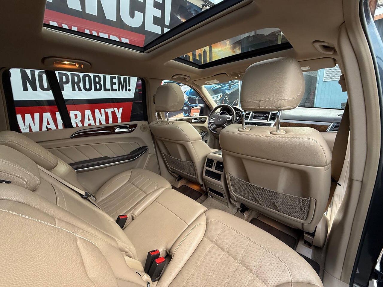 Used 2013 Mercedes-Benz GL 450 4MATIC image 20