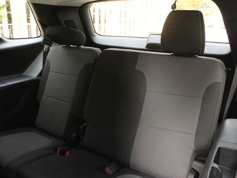 Used 2019 Chevrolet Traverse LS image 21