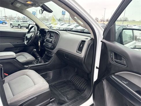 Used 2016 Chevrolet Colorado W/T image 21
