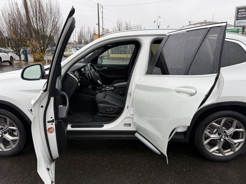 Used 2024 BMW X3 xDrive30i w/ Convenience Package image 21