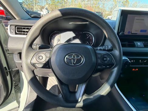 Used 2023 Toyota RAV4 XLE image 22
