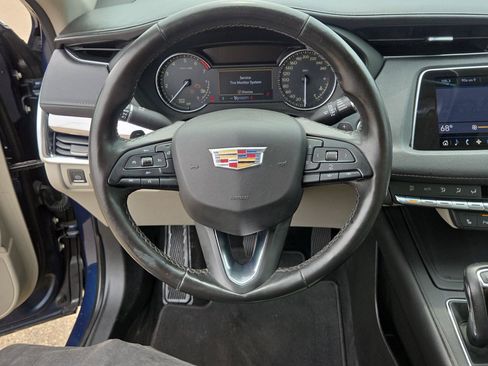 Used 2019 Cadillac XT4 Luxury w/ Trailering Package FWD image 24
