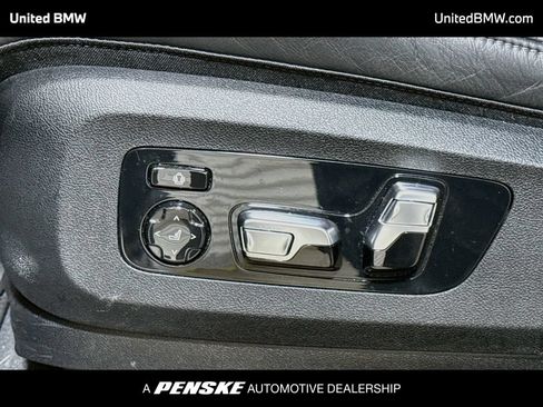 Used 2023 BMW X7 M60i w/ Executive Package AWD/4WD image 11