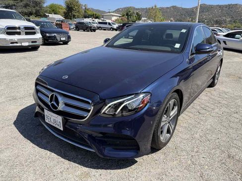 Used 2020 Mercedes-Benz E 350 Sedan image 3