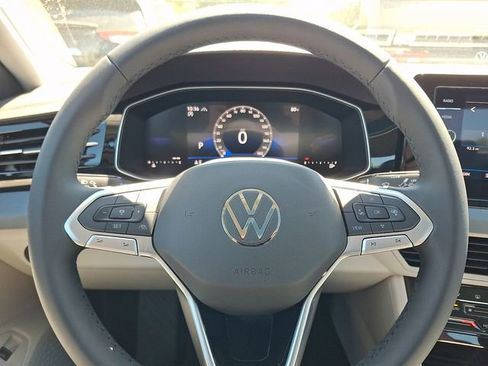 New 2026 Volkswagen Jetta SE FWD image 10