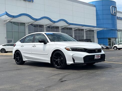 Certified 2025 Honda Civic Sport image 3