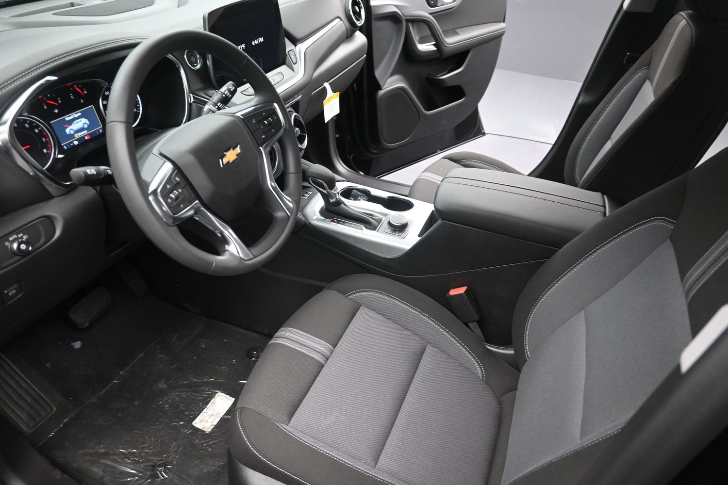 New 2026 Chevrolet Blazer LT w/ Convenience Package AWD/4WD image 22