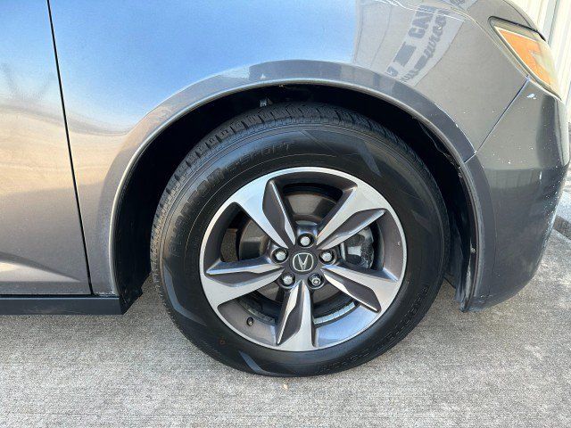 Used 2014 Honda Odyssey LX image 32