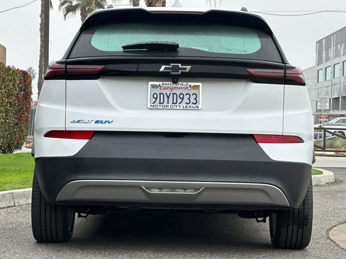Used 2023 Chevrolet Bolt EUV LT image 5