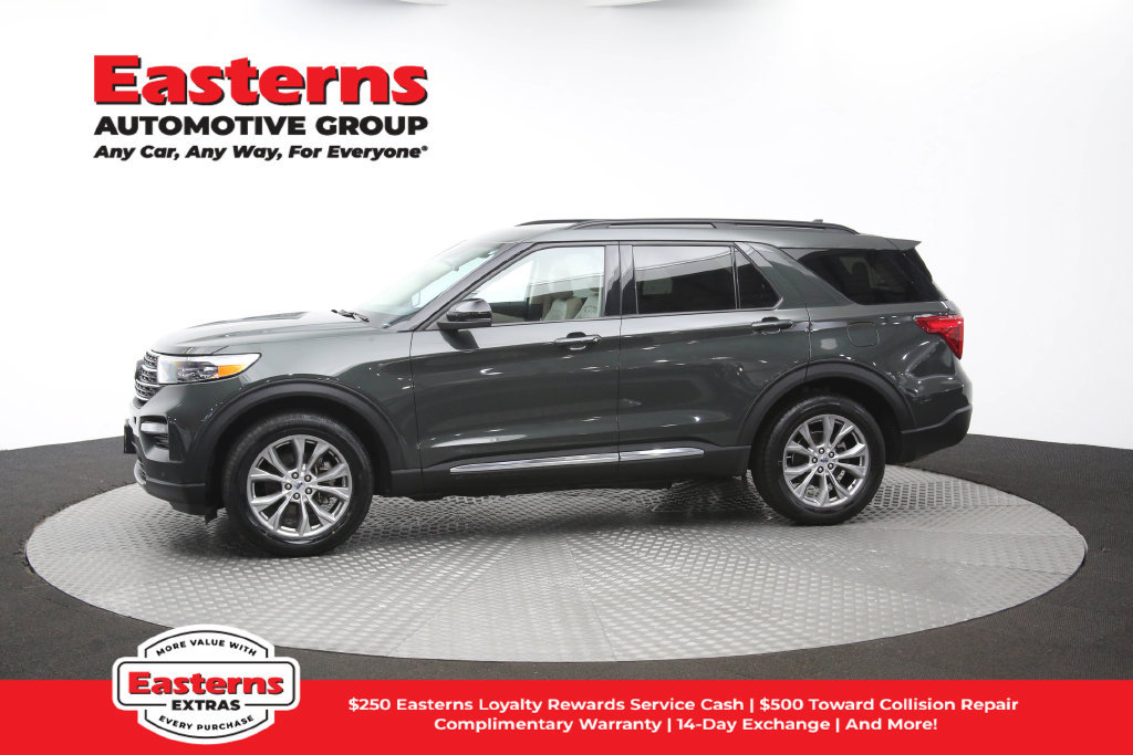 Used 2023 Ford Explorer XLT w/ Equipment Group 202A AWD/4WD image 65