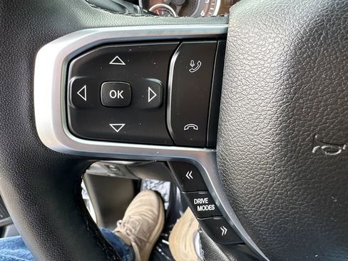 Used 2025 RAM 1500 Big Horn AWD/4WD image 37