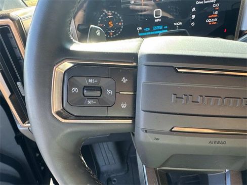Used 2024 GMC Hummer EV 2X image 15