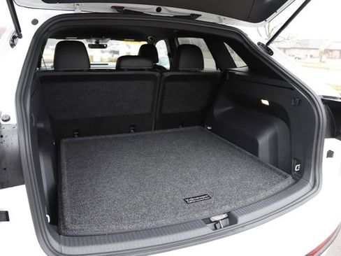 Used 2022 Volkswagen Atlas Cross Sport SE image 5