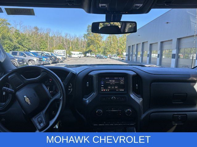 Certified 2022 Chevrolet Silverado 2500 Custom w/ Custom Value Package AWD/4WD image 24