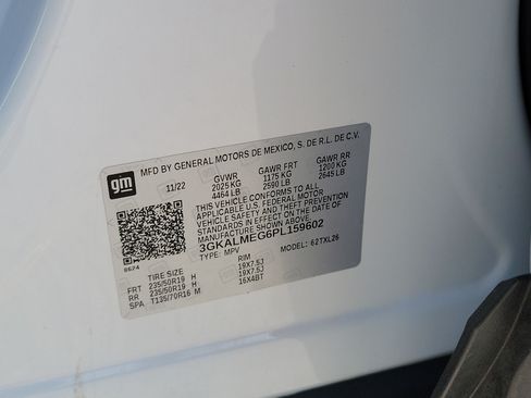 Used 2023 GMC Terrain SLE w/ Driver Convenience Package FWD image 31