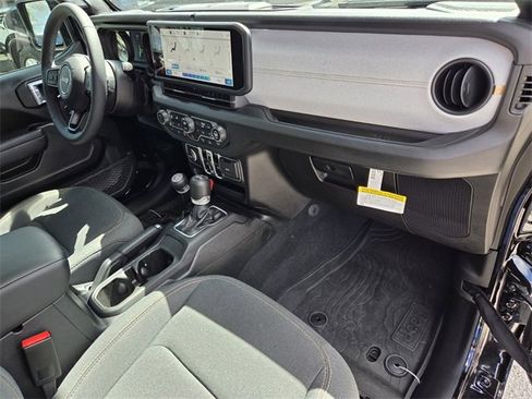 Used 2025 Jeep Wrangler Unlimited Sport S 4xe w/ Convenience Group image 17