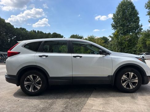 Used 2019 Honda CR-V LX image 14
