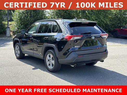 Used 2023 Toyota RAV4 LE AWD/4WD image 4