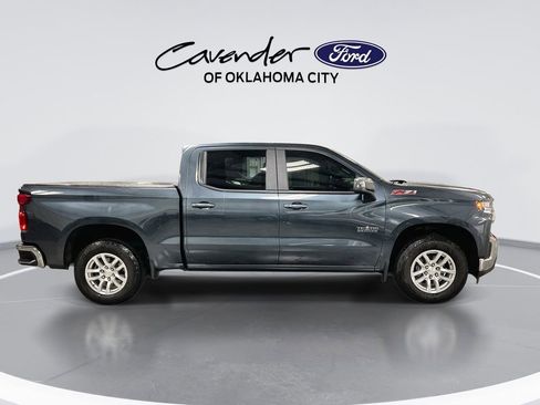 Used 2020 Chevrolet Silverado 1500 LT w/ Texas Edition image 9