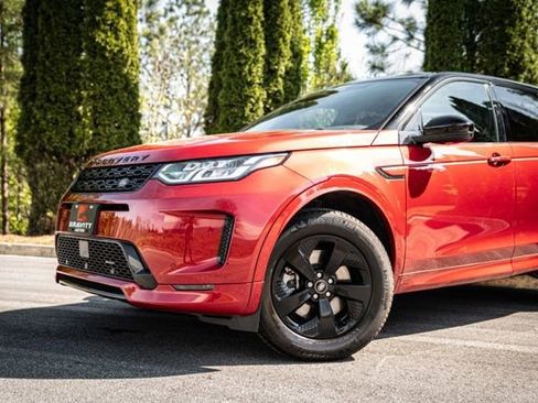 Used 2023 Land Rover Discovery Sport S R-Dynamic image 3