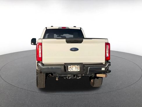 Used 2023 Ford F250 XLT image 11