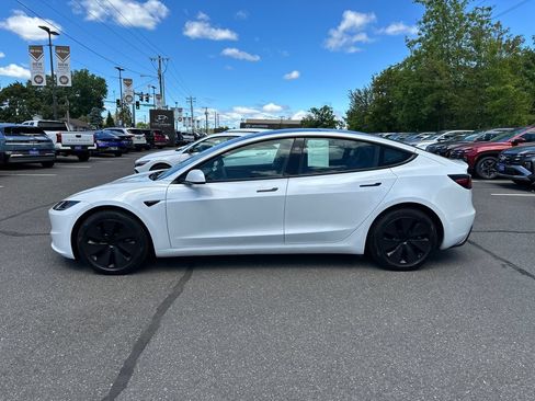 Used 2024 Tesla Model 3 Long Range AWD/4WD image 3