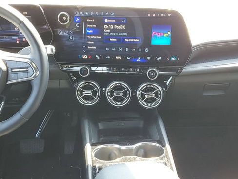 Used 2026 Chevrolet Blazer EV LT FWD image 24