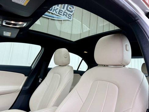 Used 2019 Mercedes-Benz A 220 4MATIC image 26