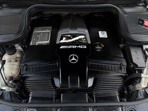 Used 2021 Mercedes-Benz GLS 63 AMG 4MATIC image 34