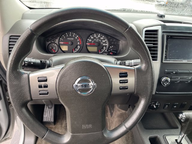 Used 2012 Nissan Frontier SV w/ SV Premium Utility Pkg AWD/4WD image 20