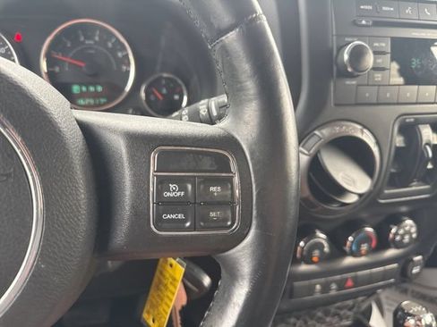 Used 2015 Jeep Wrangler Unlimited Sport w/ Quick Order Package 24S AWD/4WD image 21