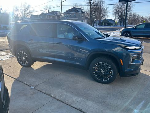 New 2026 Chevrolet Traverse LT w/ Sun and Wheel Package image 5