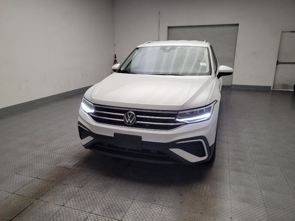 Used 2024 Volkswagen Tiguan SE FWD image 15