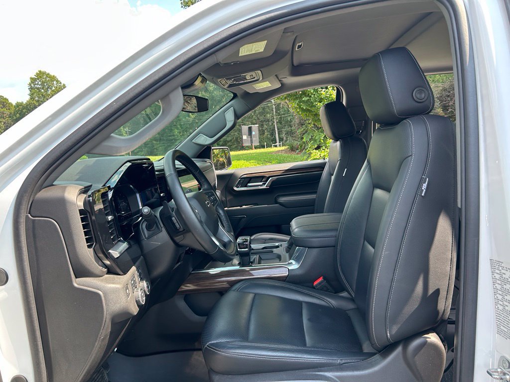 Used 2024 Chevrolet Silverado 1500 RST w/ All Star Edition Plus AWD/4WD image 6