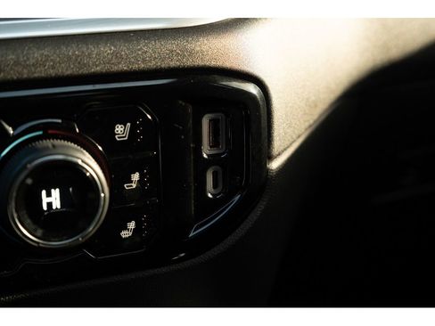 Used 2023 Chevrolet Silverado 1500 LTZ w/ Technology Package image 28