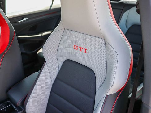 New 2026 Volkswagen GTI SE FWD image 28