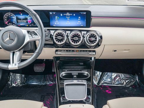 Certified 2025 Mercedes-Benz CLA 250 4MATIC image 12