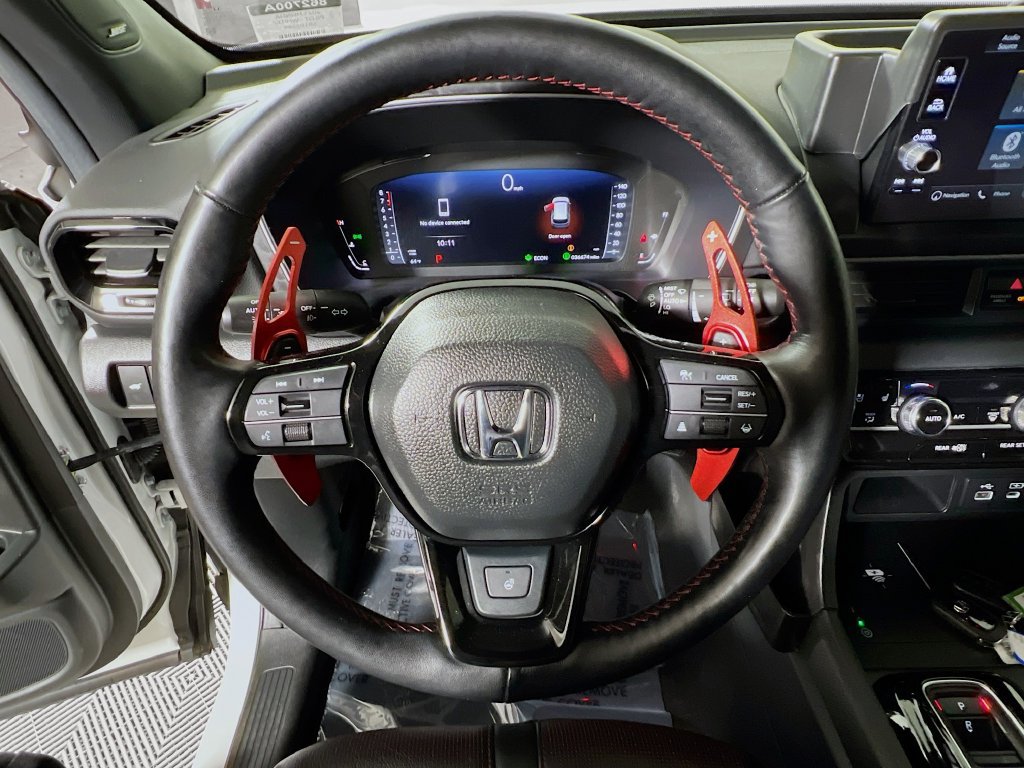Used 2025 Honda Pilot Black Edition image 10