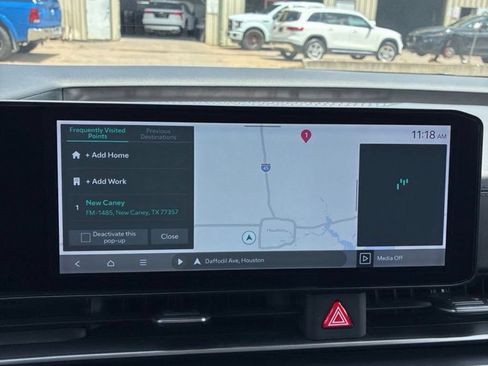 Used 2025 Kia Carnival FWD image 15