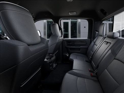 New 2026 RAM 2500 Limited AWD/4WD image 23