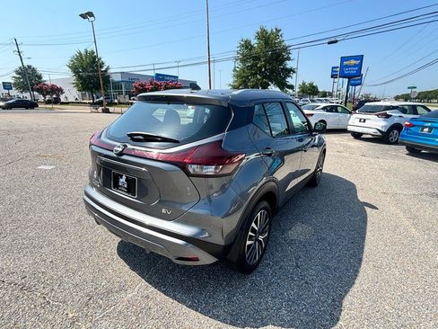 Used 2023 Nissan Kicks SV FWD image 27