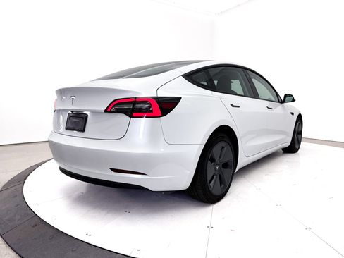 Used 2023 Tesla Model 3 Standard Range RWD image 18