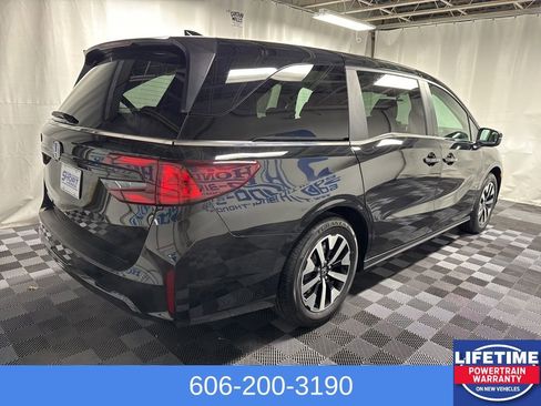 New 2026 Honda Odyssey EX-L image 7