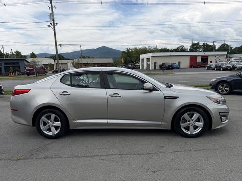 Used 2014 Kia Optima LX w/ LX Convenience Plus Package FWD image 17